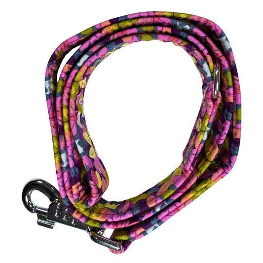 Colourful patterned dog leash with metal clip